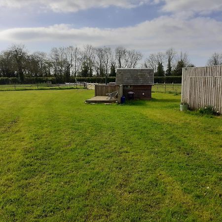 Glamping In Wiltshire The Green Knoll Is A Charm 奇彭纳姆 外观 照片