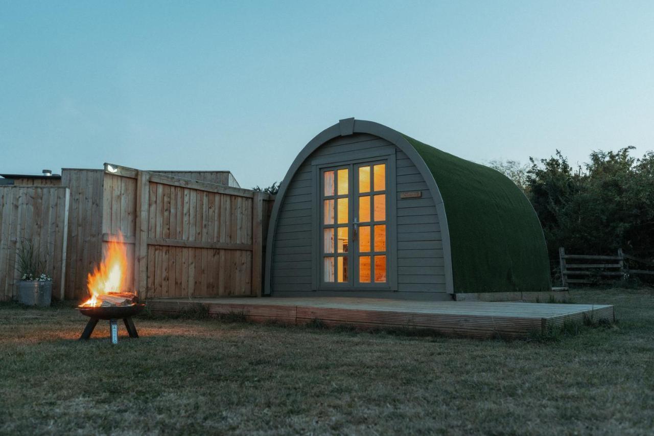 Glamping In Wiltshire The Green Knoll Is A Charm 奇彭纳姆 外观 照片