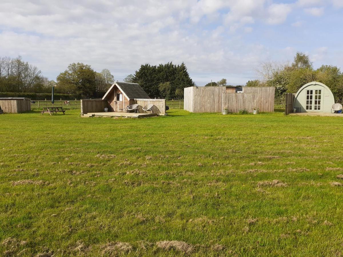 Glamping In Wiltshire The Green Knoll Is A Charm 奇彭纳姆 外观 照片